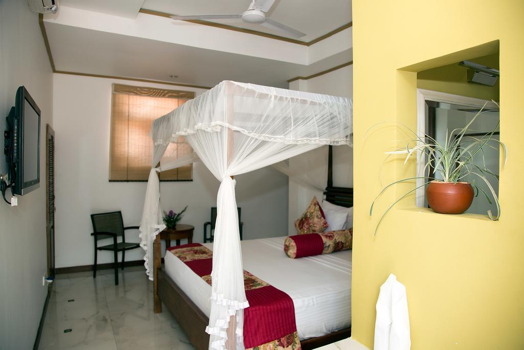 Suriya Arana Bed & Breakfast Negombo Eksteriør bilde