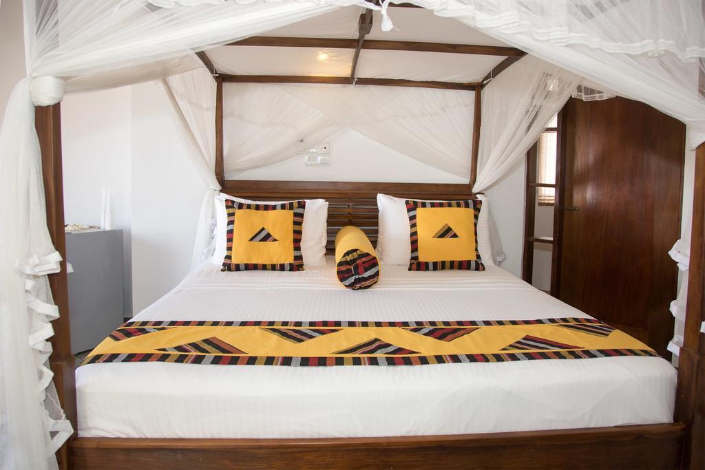 Suriya Arana Bed & Breakfast Negombo Eksteriør bilde
